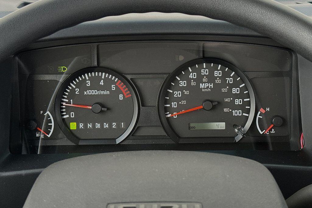 2024 Isuzu NPR HD - Photo 17