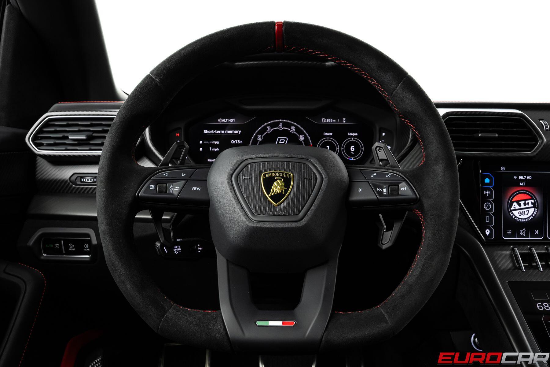 2024 Lamborghini Urus Performante *HUGE CARBON OPTIONS * PANORAMIC ROOF*Image 37