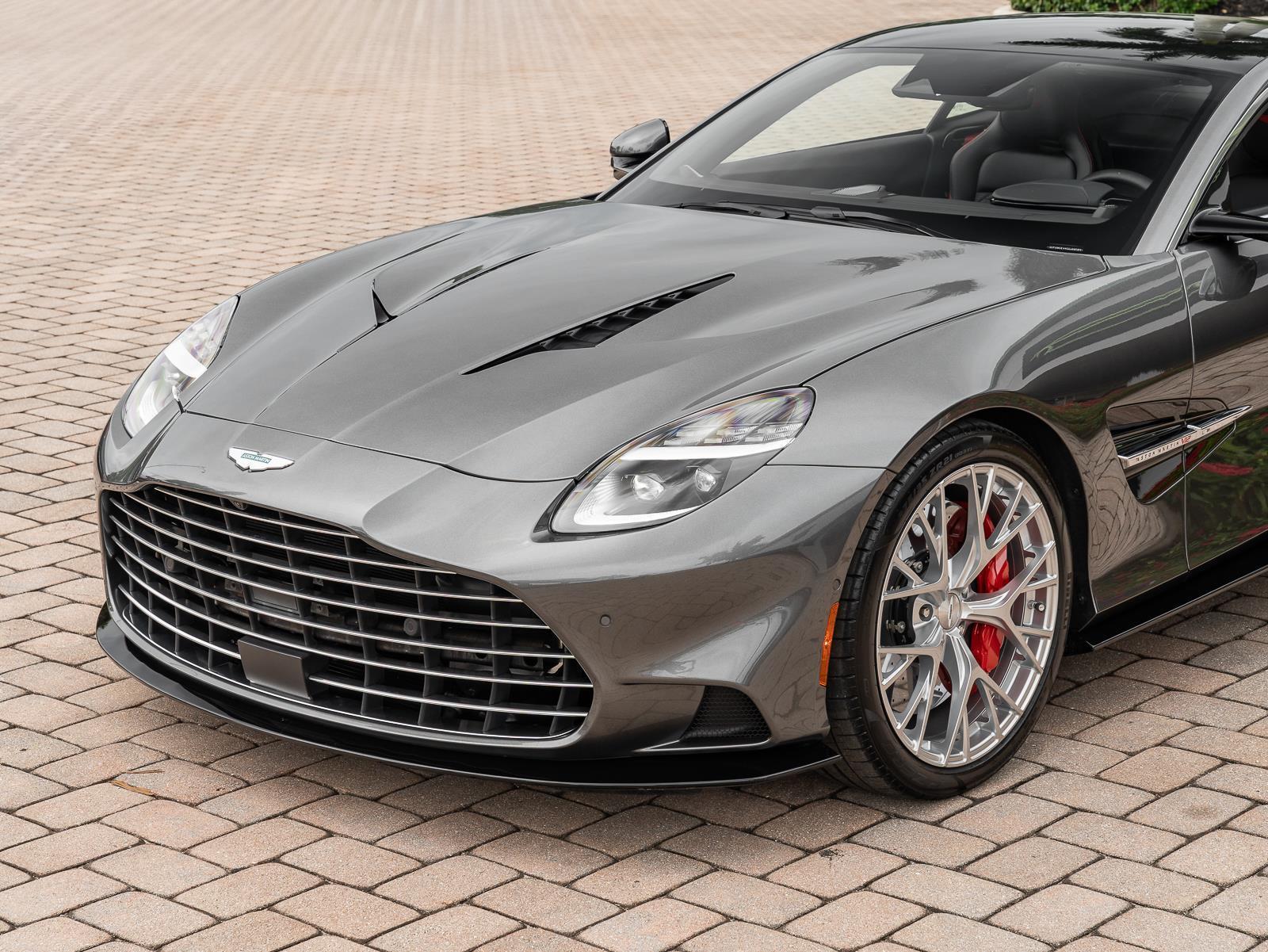 Used 2025 Aston Martin Vanquish Coupe