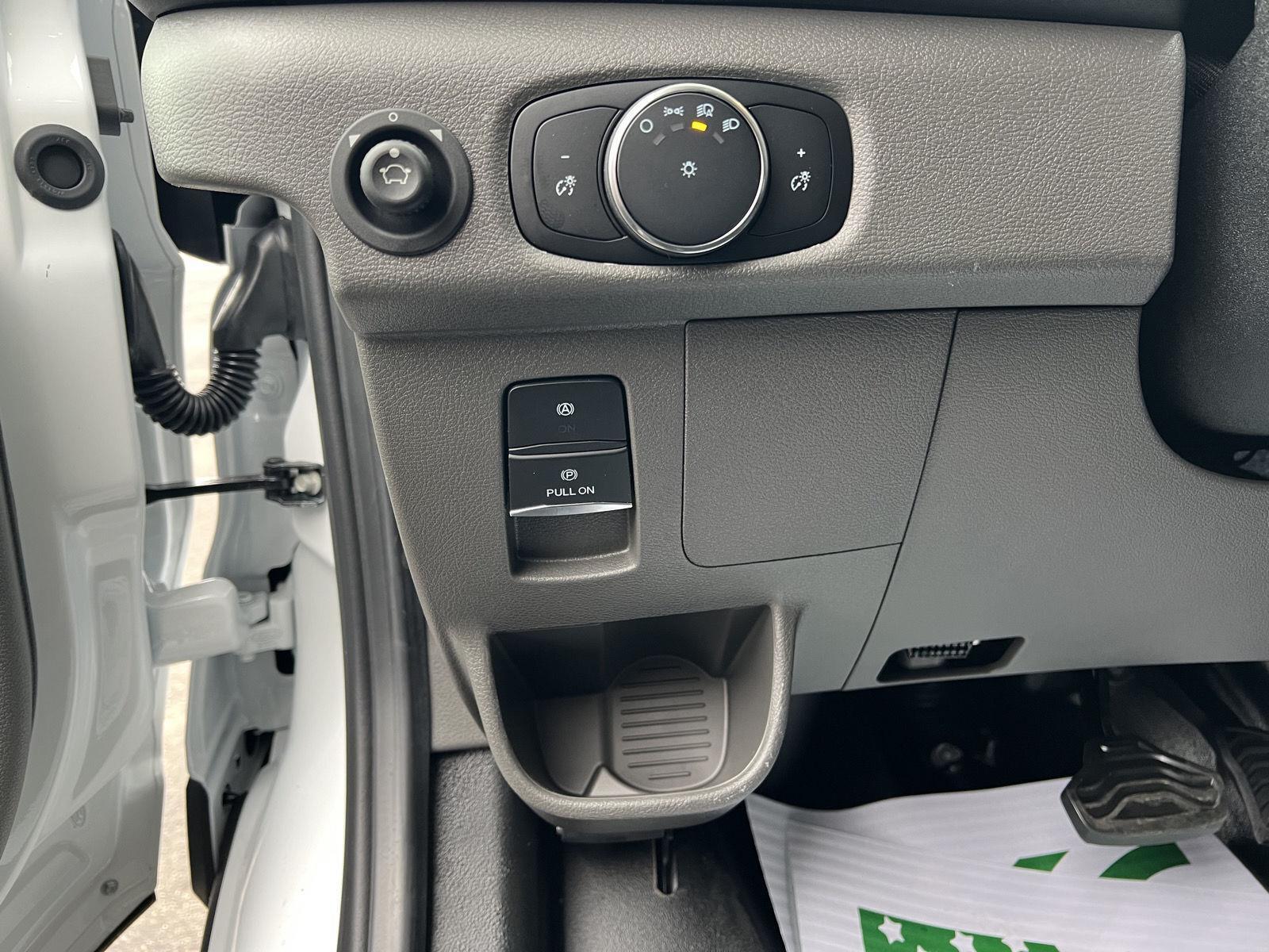 2026 Ford Transit Van Base - Photo 17