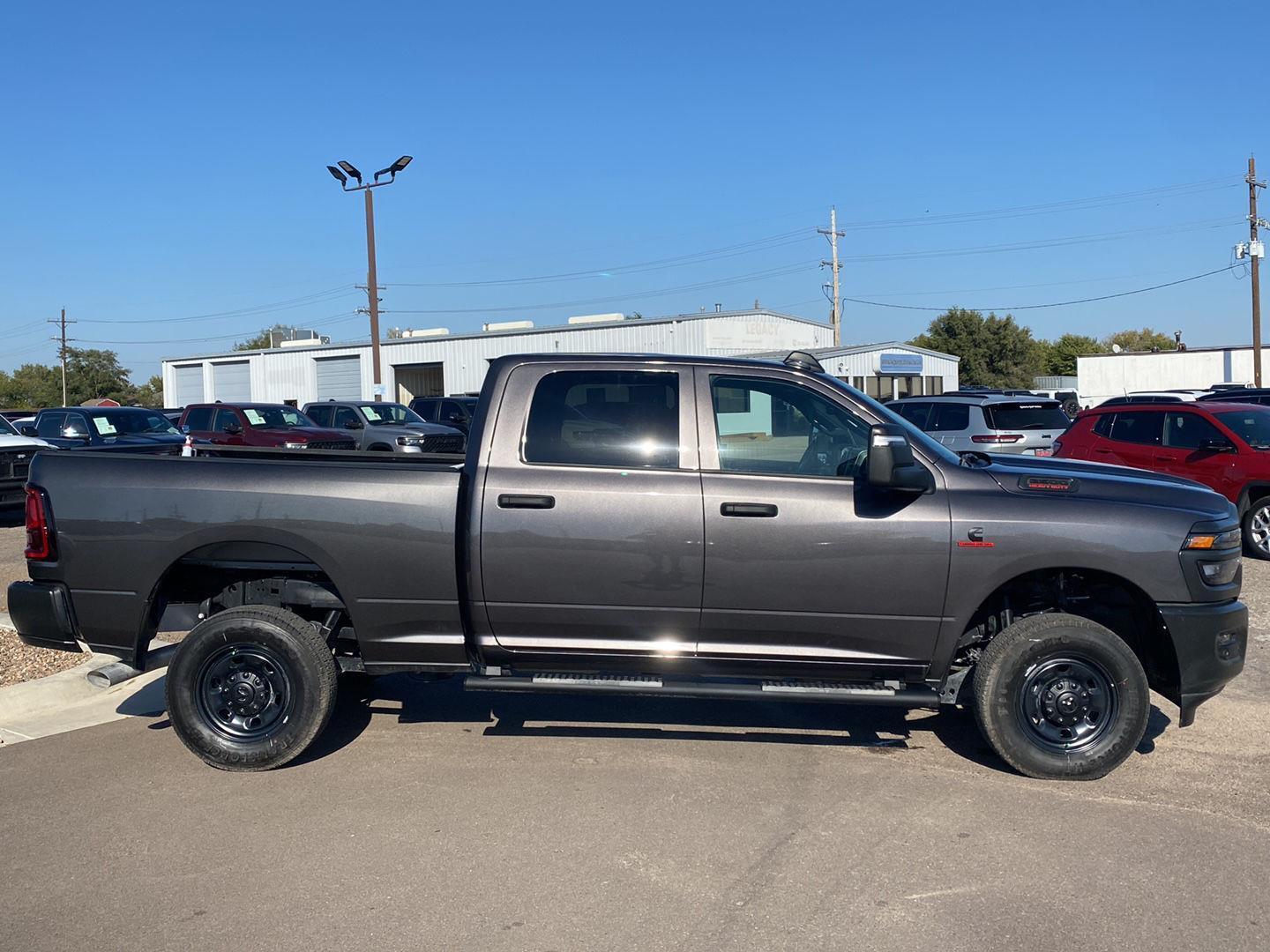 2025 RAM 2500 Tradesman - Photo 6