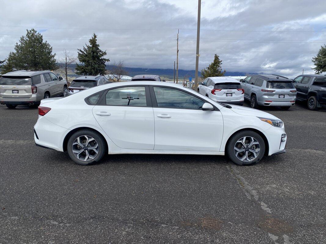 Used 2021 Kia Forte LXS with VIN 3KPF24AD3ME365573 for sale in Island City, OR