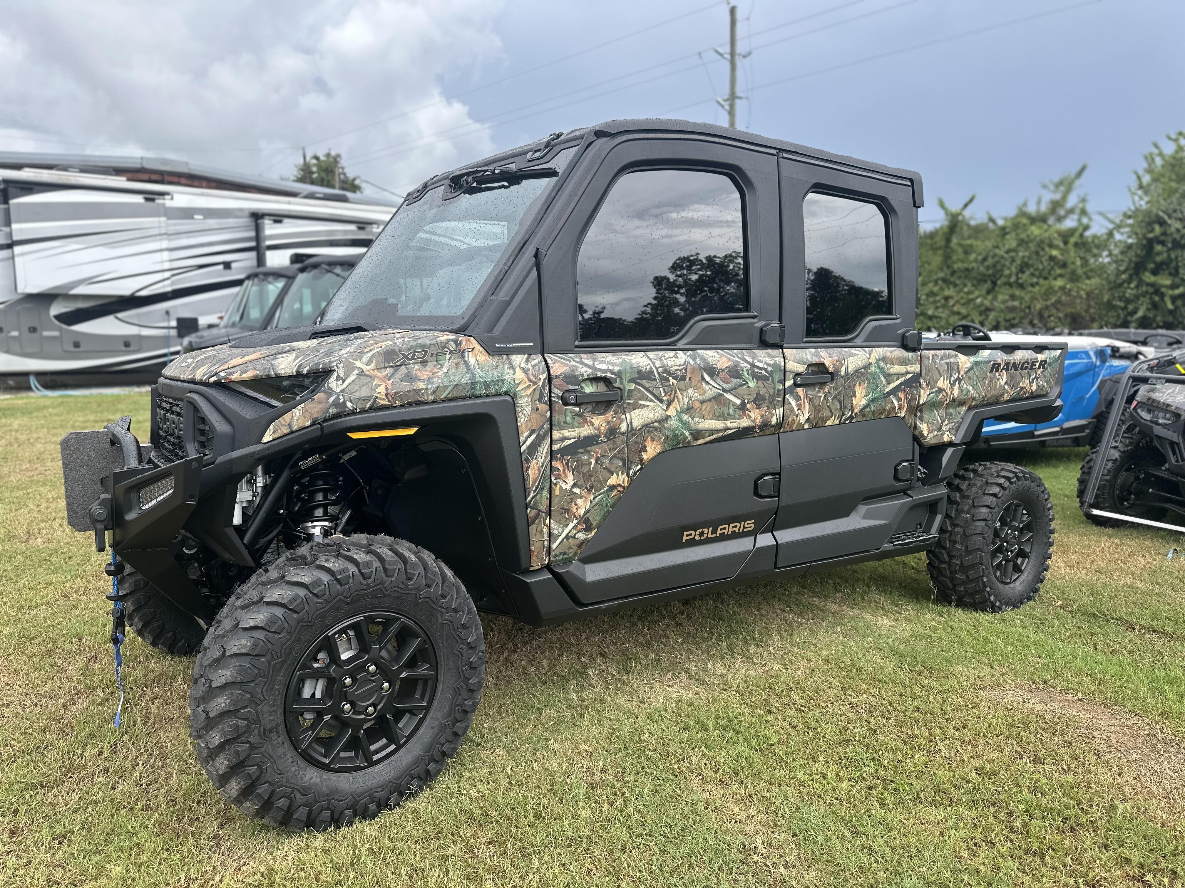 2027 Polaris Ranger Crew XD 1500 Northstar Ultimate - Light Tint
