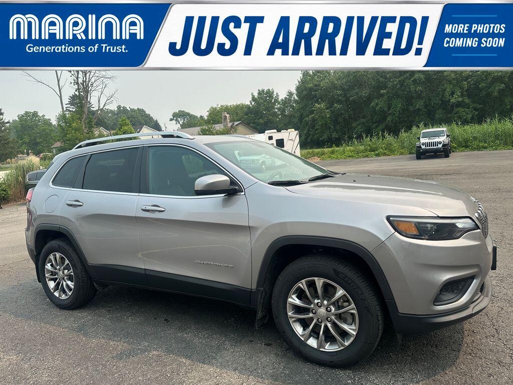Used 2019 Jeep Cherokee Latitude Plus with VIN 1C4PJMLX4KD104112 for sale in Webster, NY