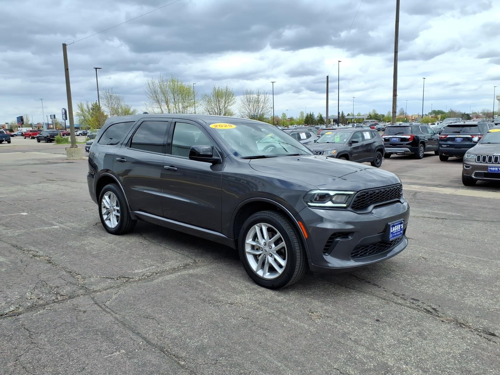 Used 2025 Dodge Durango GT with VIN 1C4RDJDGXSC553975 for sale in Mankato, Minnesota