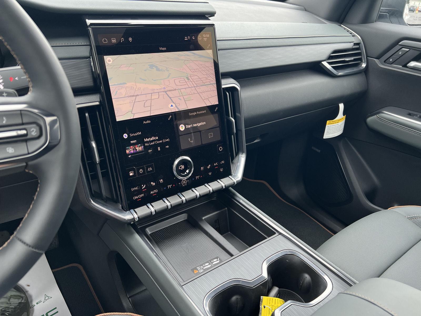 2026 GMC Acadia AT4 - Photo 32