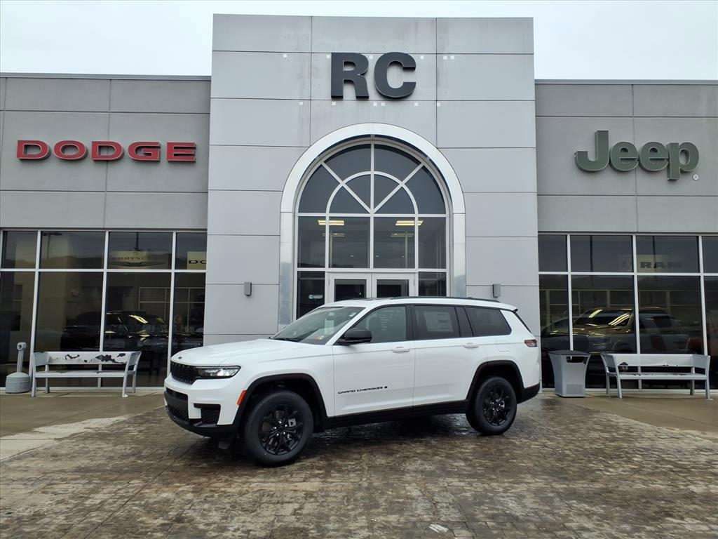 2025 Jeep Grand Cherokee L Altitude's photo