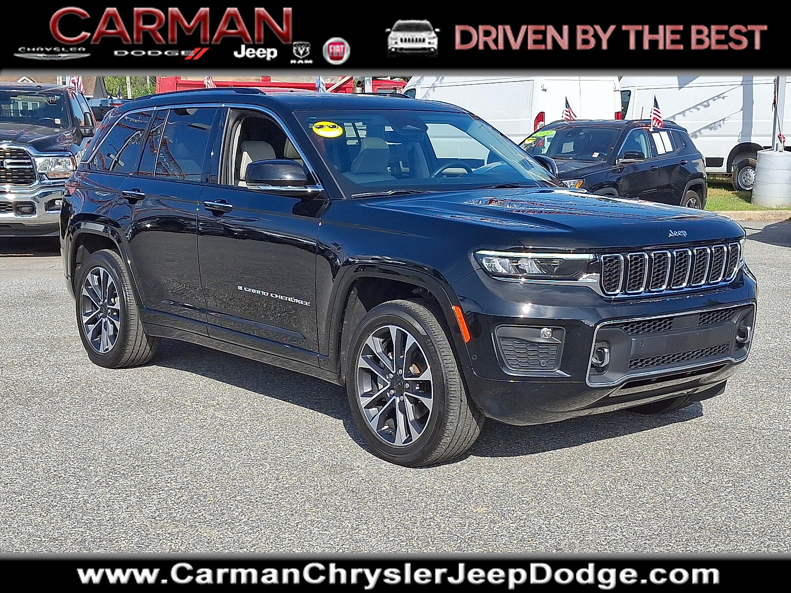 2023 Jeep Grand Cherokee Overland's photo