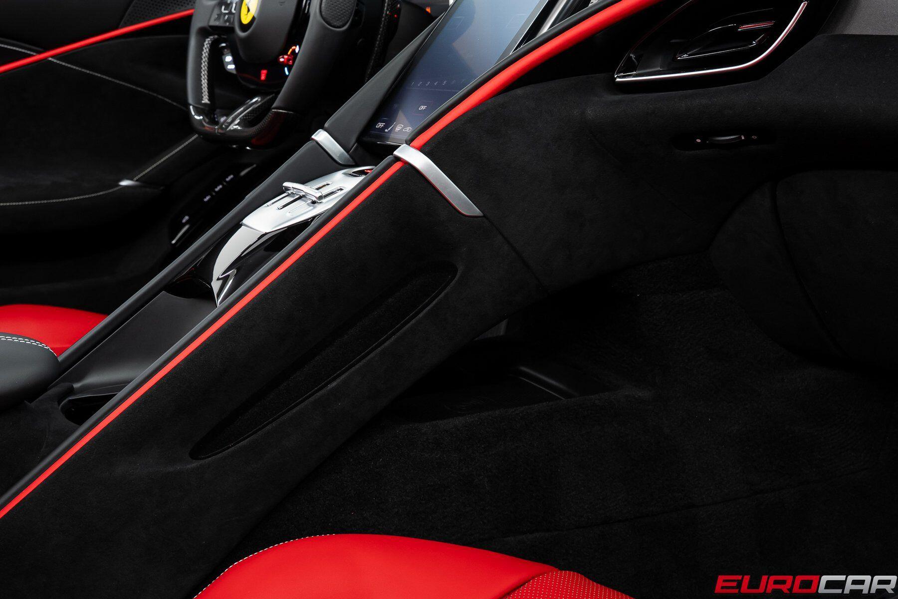 2025 Ferrari Roma Base - Photo 35
