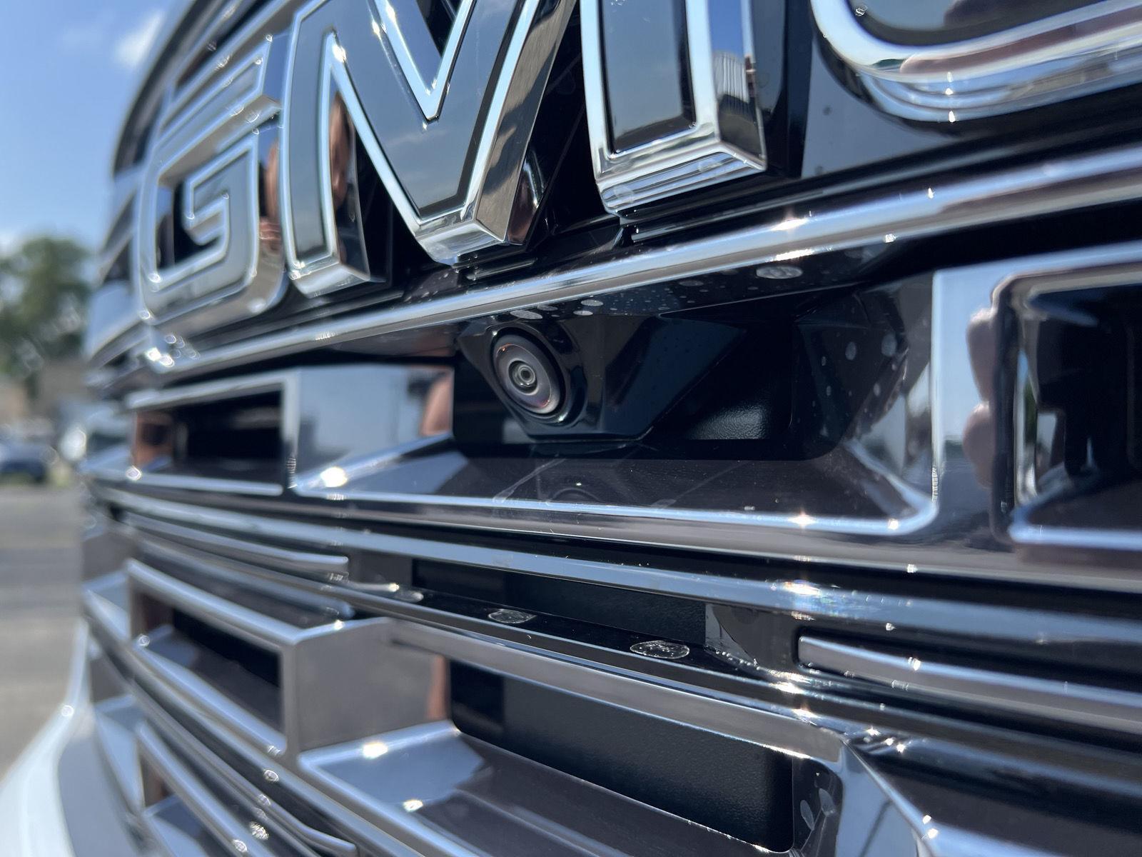 2026 GMC Acadia Denali Ultimate - Photo 12
