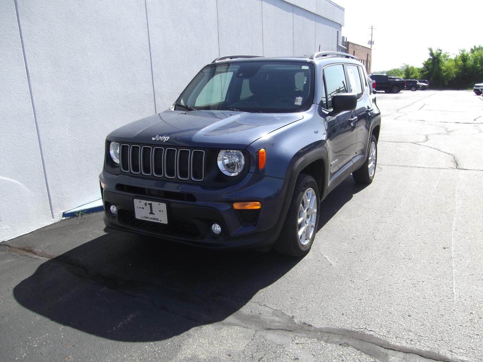 Used 2023 Jeep Renegade Latitude with VIN ZACNJDB15PPP24994 for sale in Kansas City