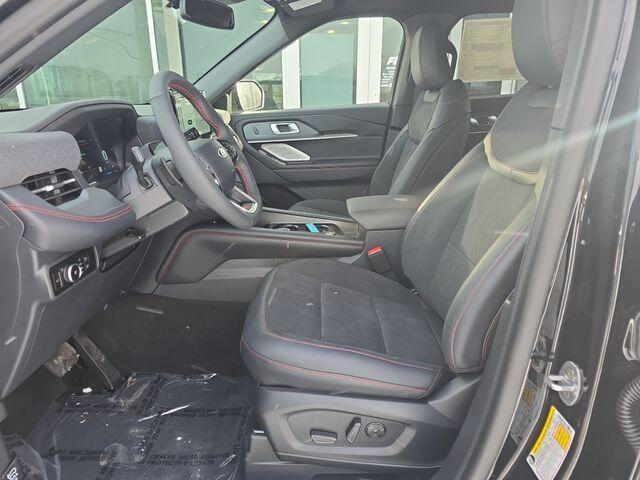 2026 Ford Explorer ST - Photo 15
