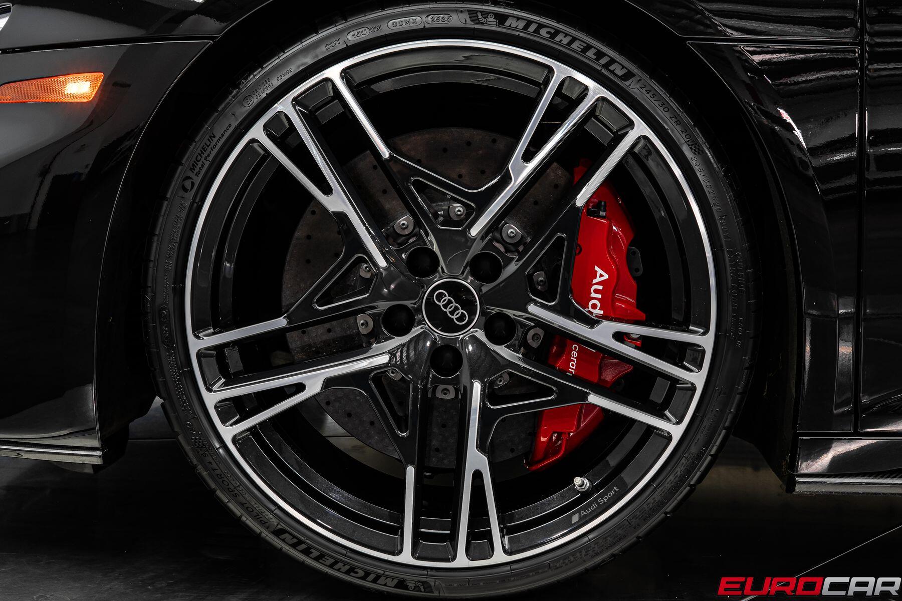 2023 Audi R8 Spyder V10 Performance quattro *HUGE CARBON OPTIONS*Image 34
