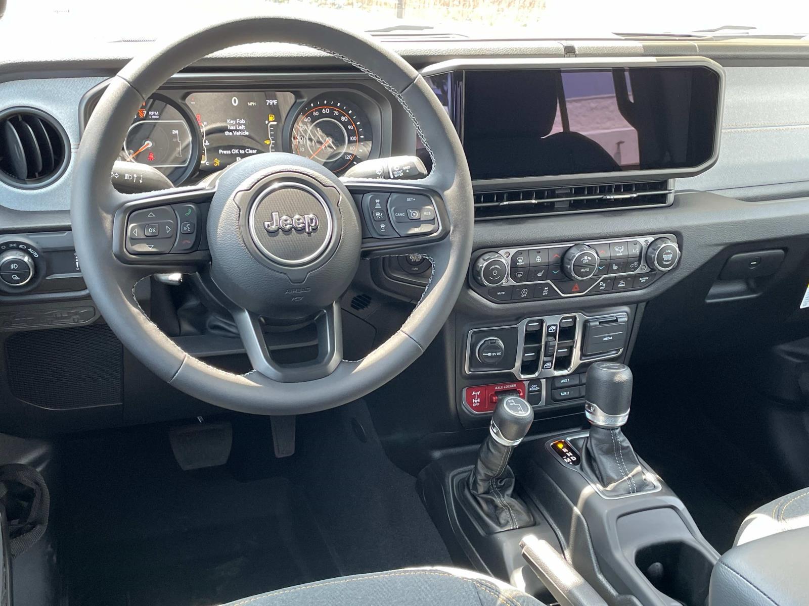 2025 Jeep Gladiator Willys - Photo 8