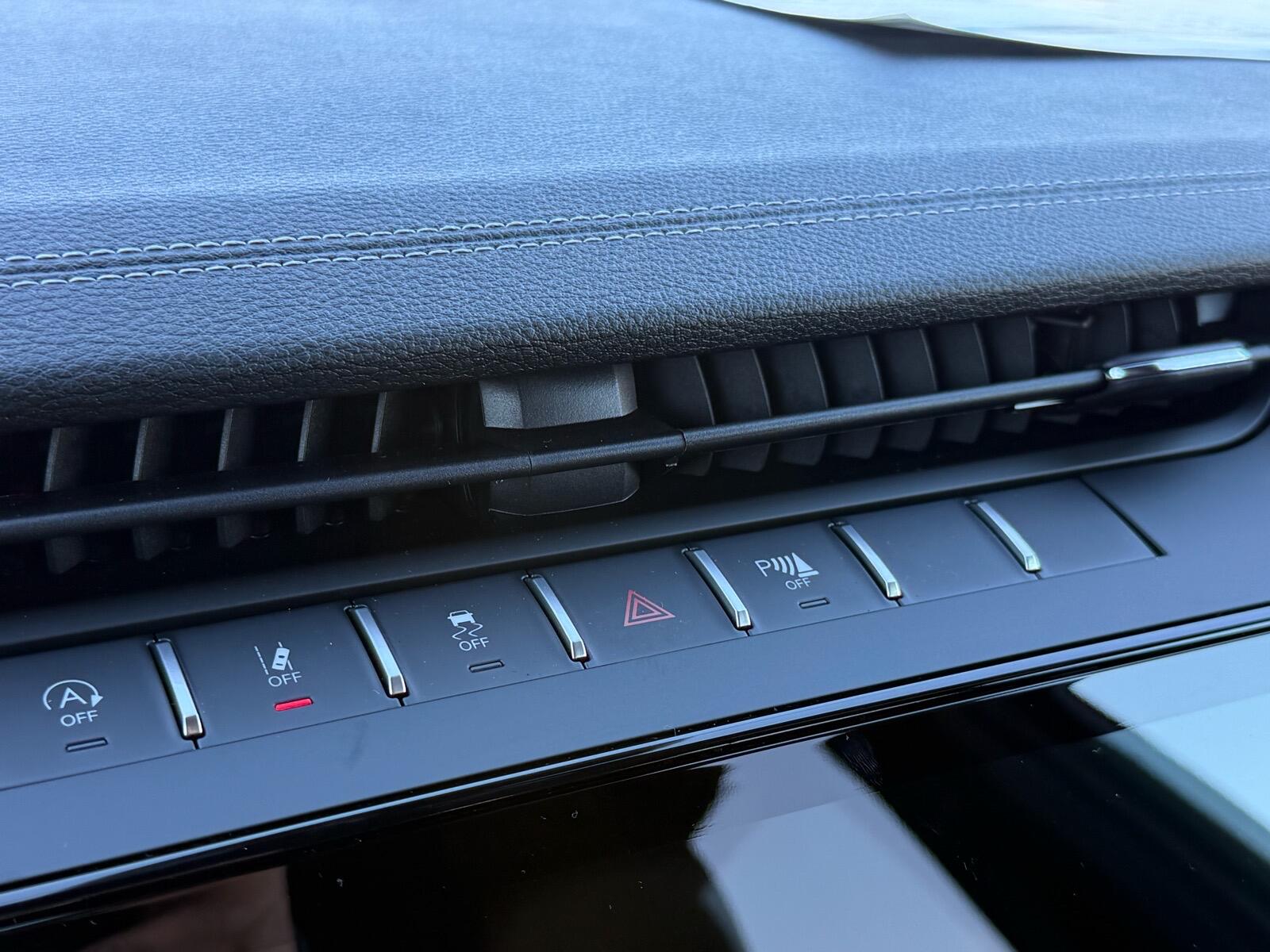 2026 Jeep Grand Cherokee Laredo - Photo 8