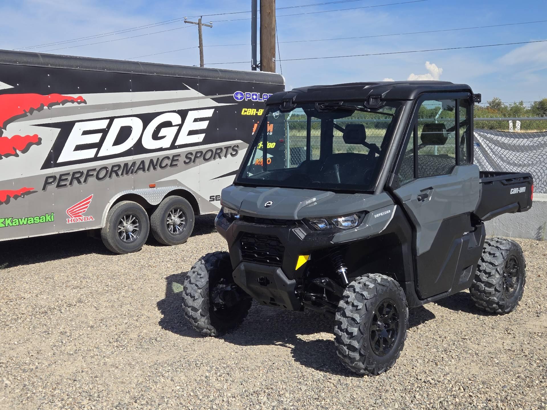 2027 Can-Am DEFENDER DPS CAB HD9