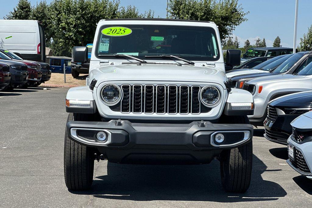 2025 Jeep Wrangler 4-Door Sahara - Photo 6