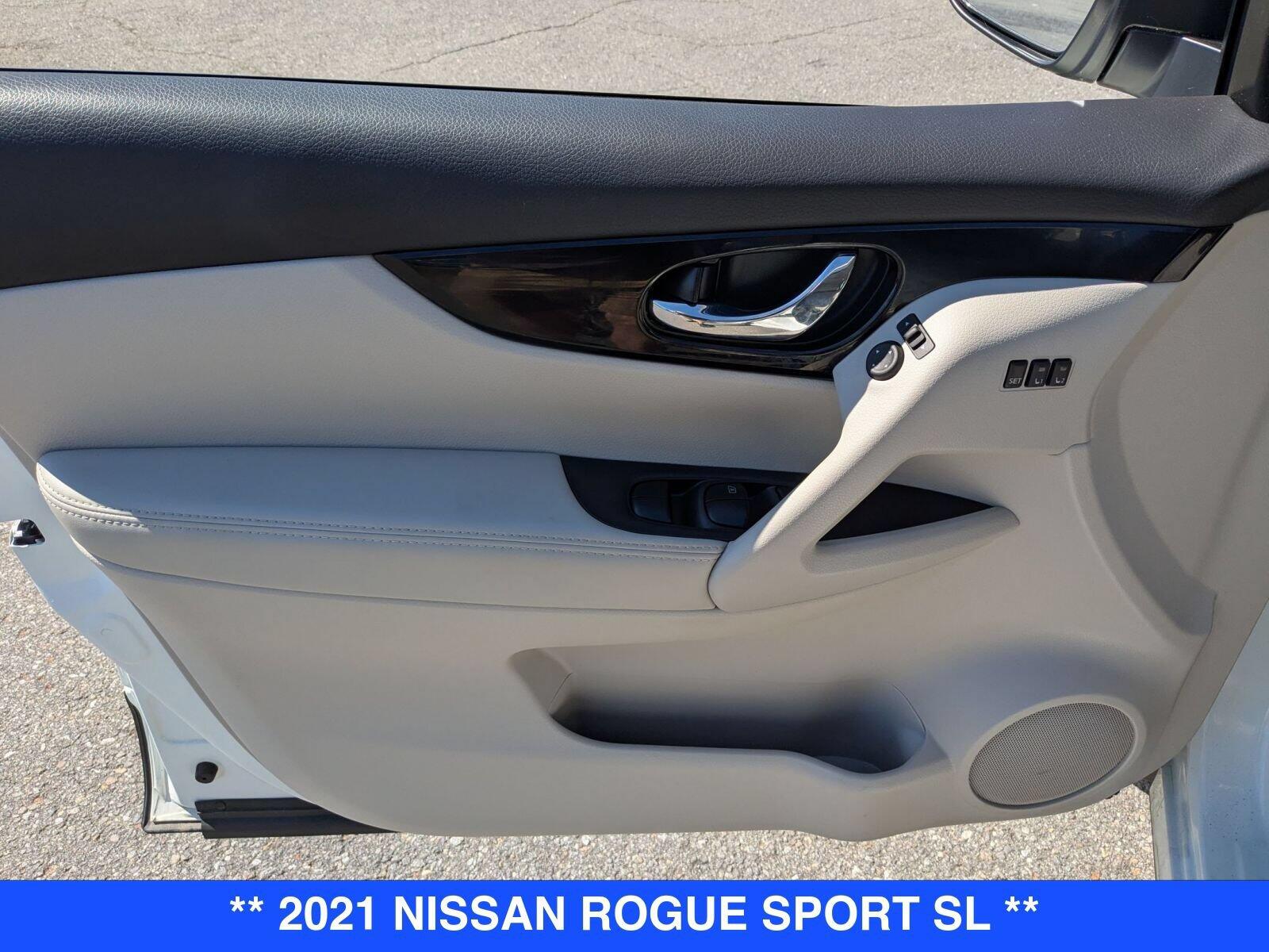 2021 Nissan Rogue Sport SL - Photo 9