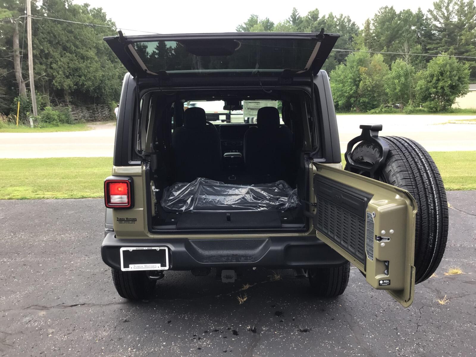 2025 Jeep Wrangler 4-Door Sport S - Photo 15