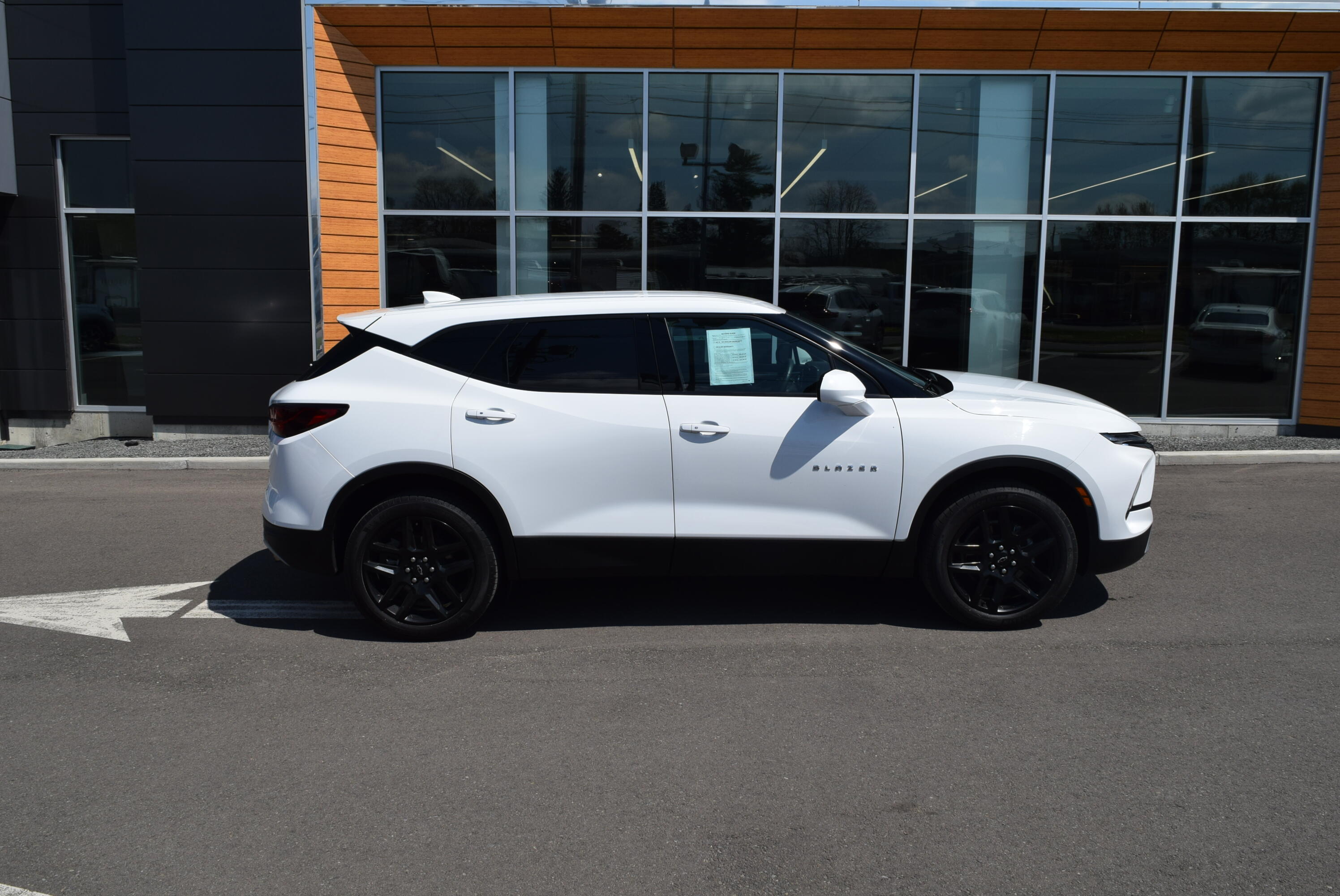 2023 Chevrolet Blazer 2.0T 2LT AWD's photo