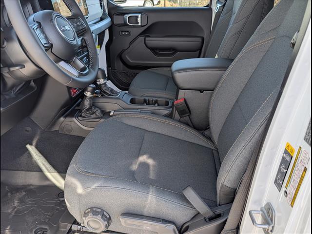 2026 Jeep Wrangler 4-Door Willys - Photo 12