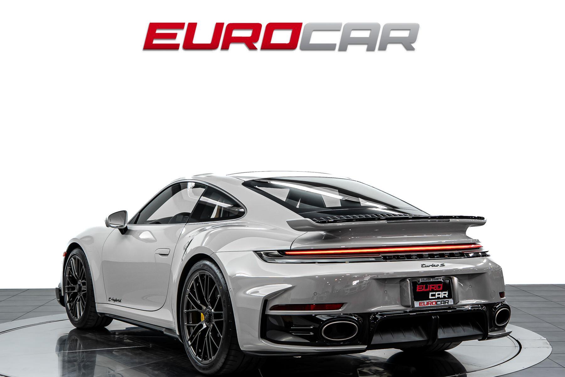 2026 Porsche 911 Turbo S *SPORTDESIGN PACK * ADAPTIVE SEATS PLUS*Image 3