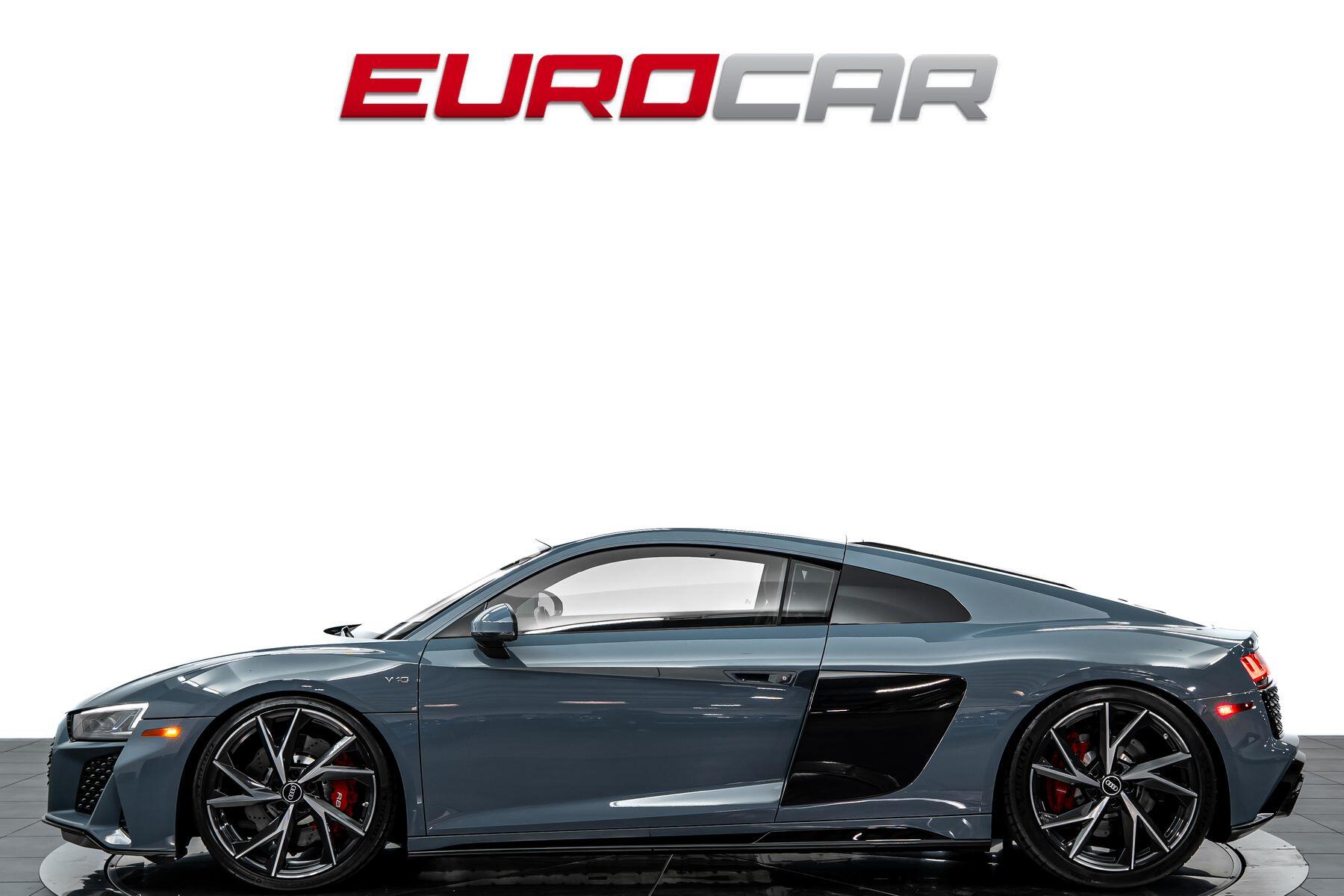2022 Audi R8 V10 PERFORMANCE RWD * CARBON INTERIOR TRIM*Image 2