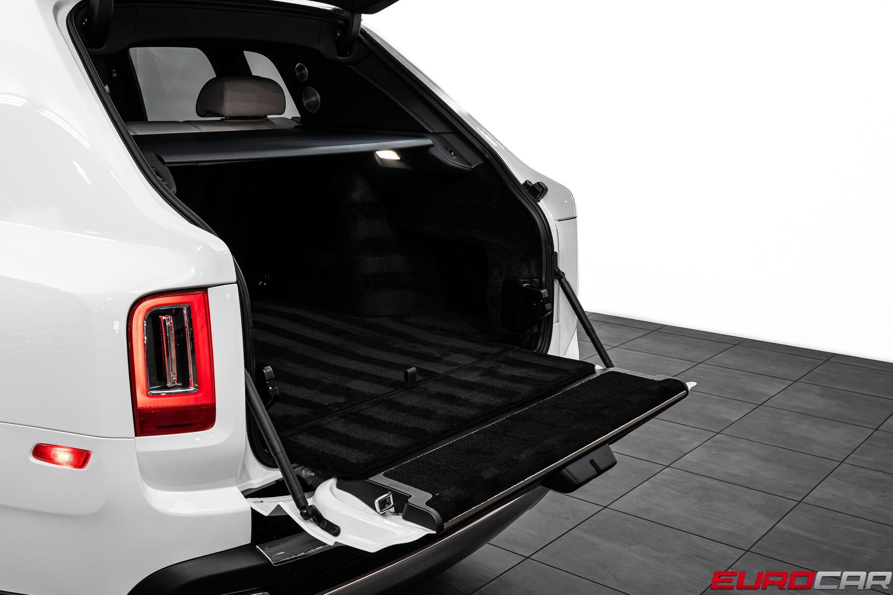 2022 Rolls-Royce Cullinan *REAR THEATER * SHOOTING STAR HEADLINER*Image 18