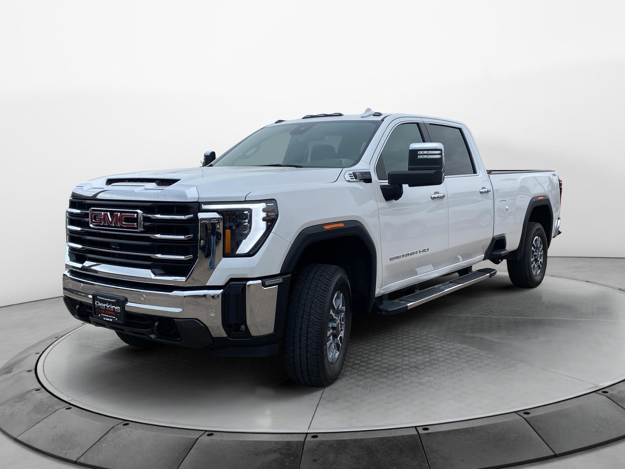 2024 GMC Sierra SLT