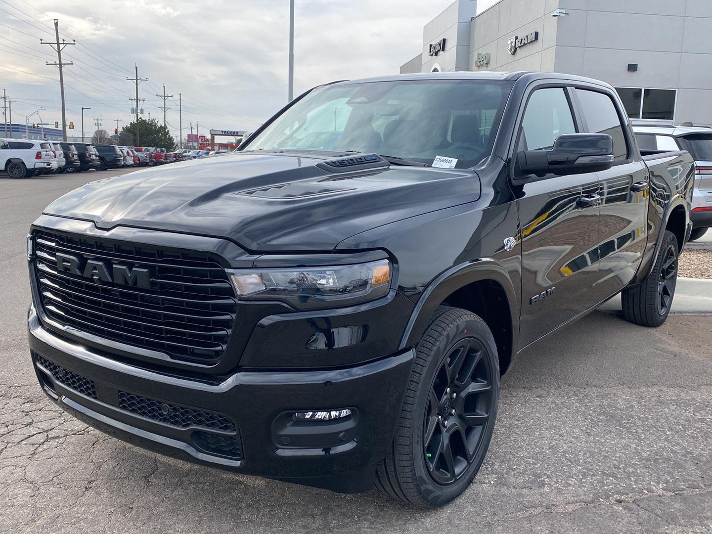 2026 RAM 1500 1500 Laramie Crew Cab 4x4 5'7' Box