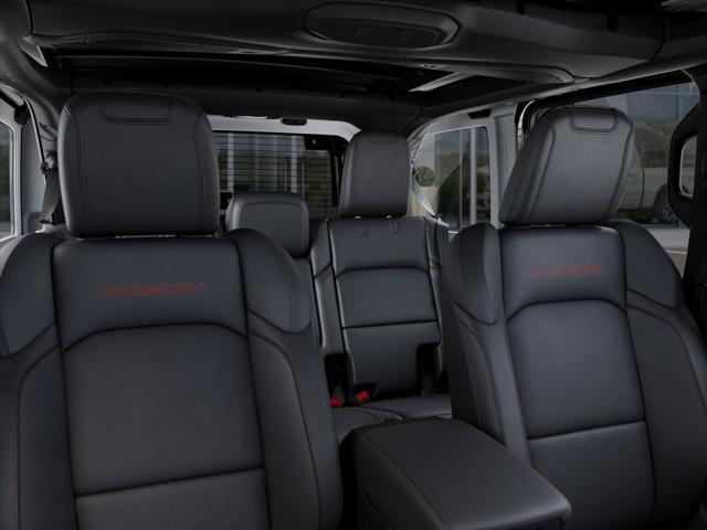 2025 Jeep Wrangler 4-Door Rubicon - Photo 26