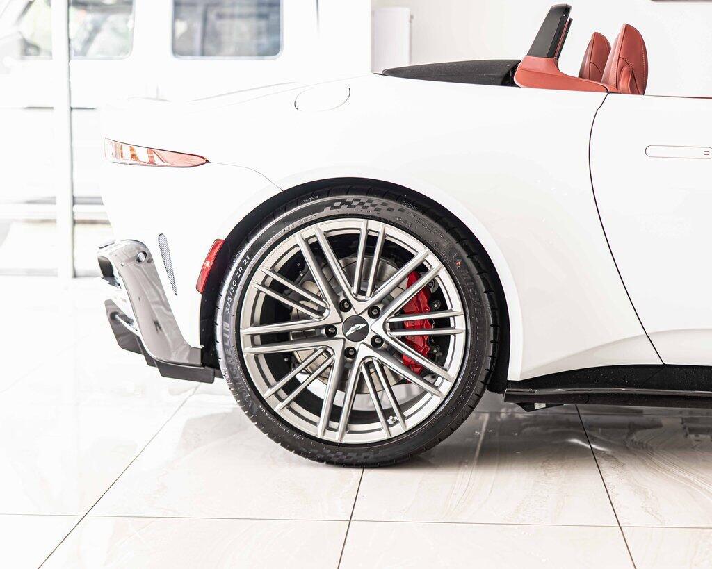 2026 Aston Martin Vantage Base - Photo 11