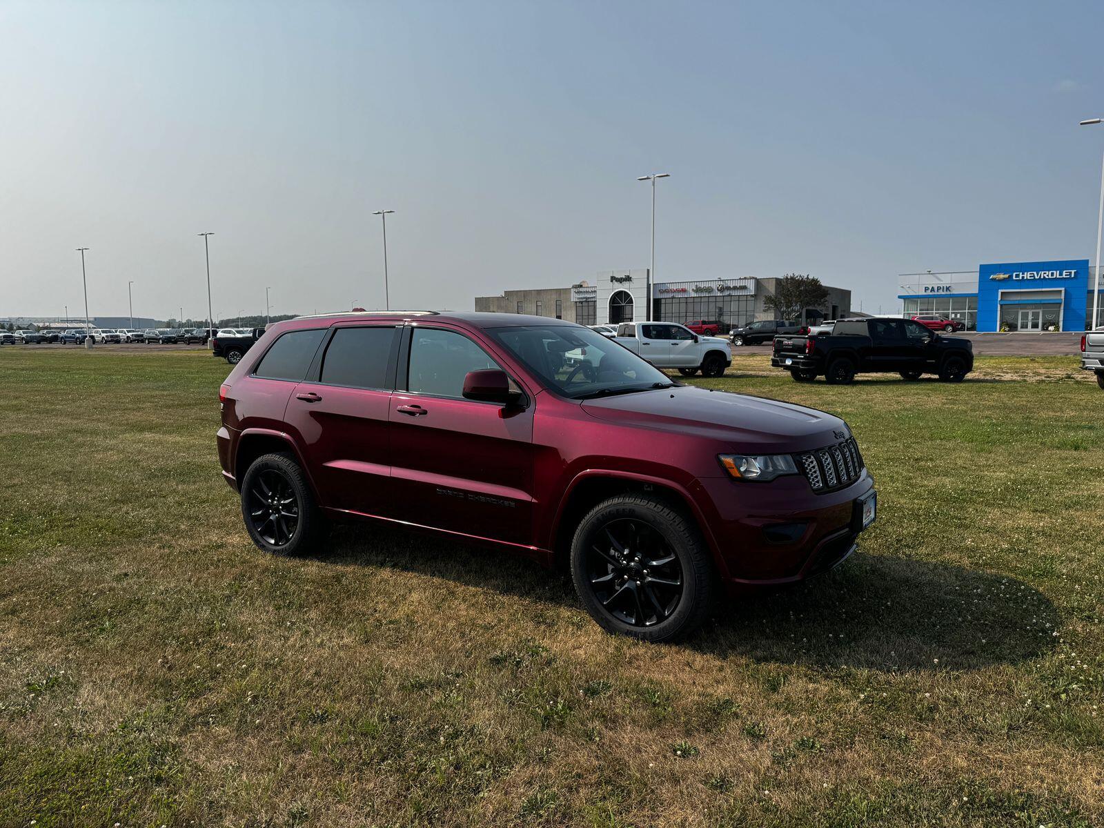 Used 2020 Jeep Grand Cherokee Altitude with VIN 1C4RJFAG8LC214059 for sale in Luverne, Minnesota