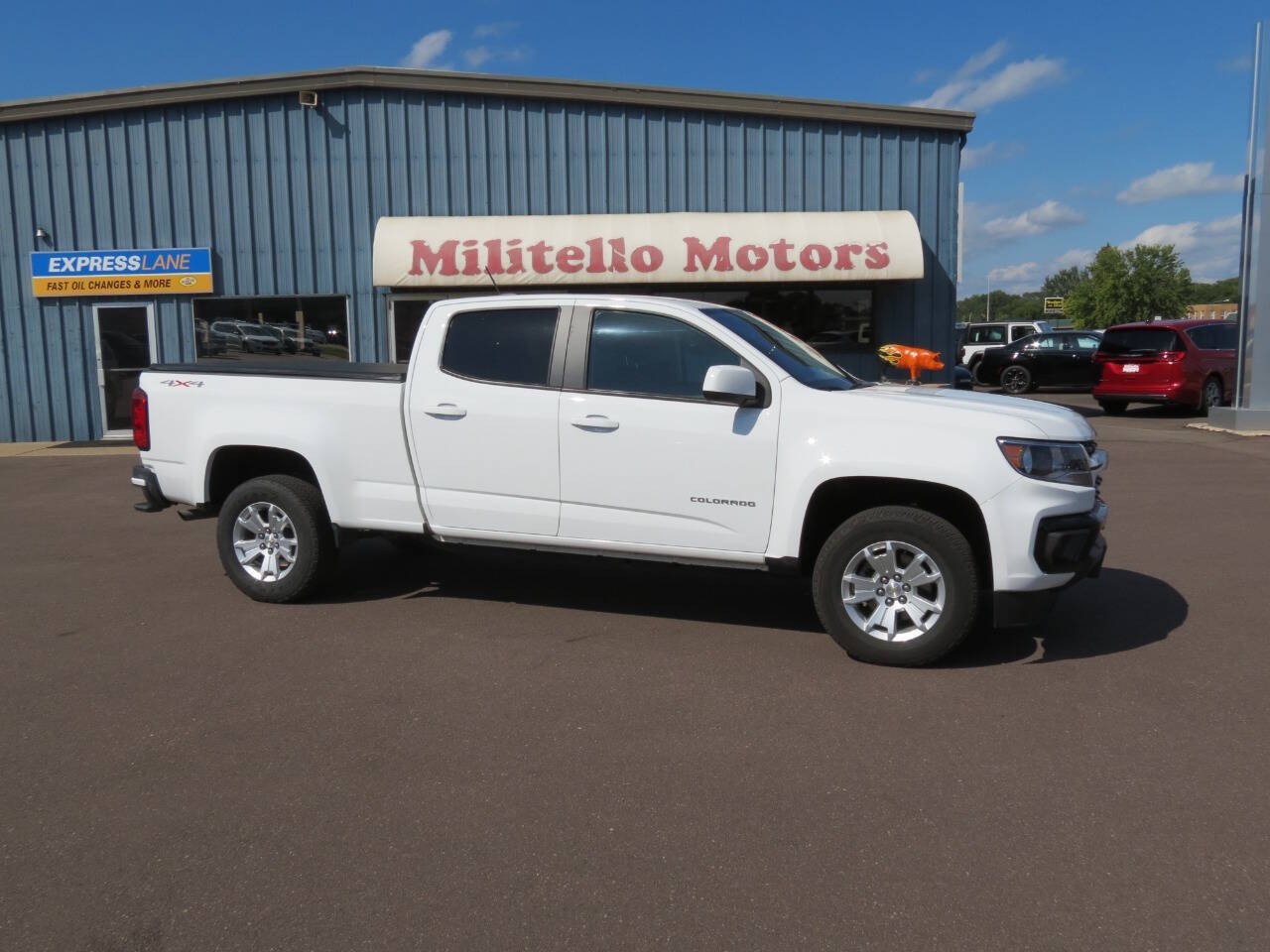 Used 2021 Chevrolet Colorado LT with VIN 1GCGTCEN9M1127681 for sale in Fairmont, MN