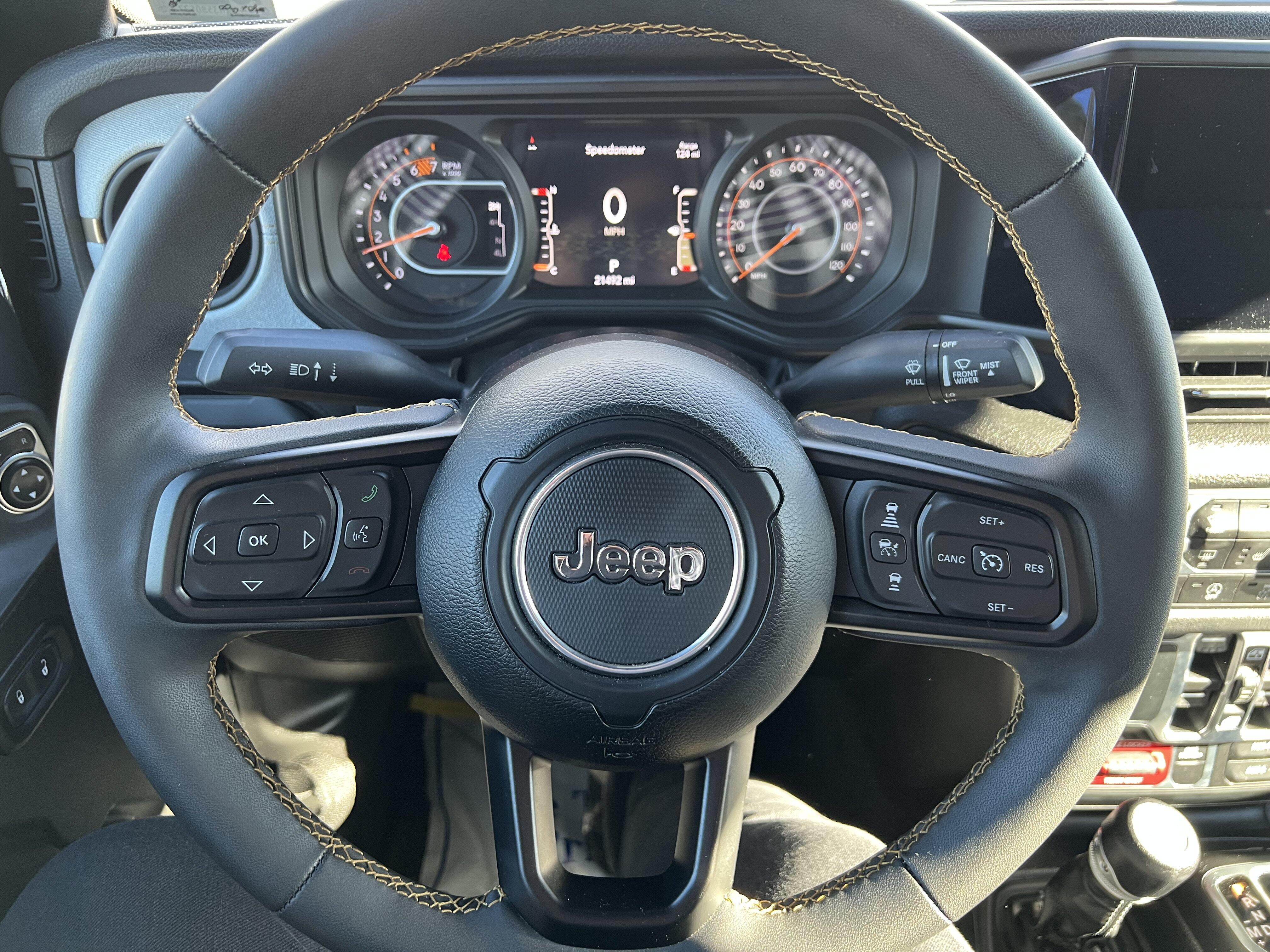 2024 Jeep Wrangler 4-Door Willys - Photo 10