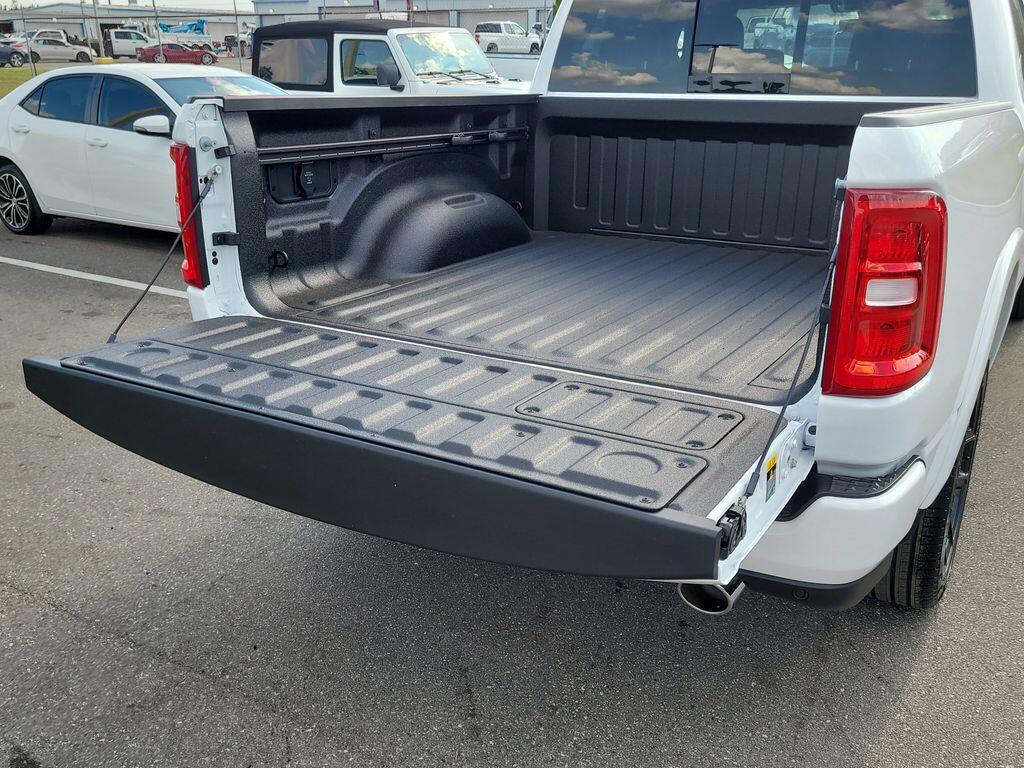 2026 RAM 1500 Laramie - Photo 9