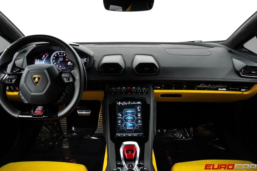 2022 Lamborghini Huracan EVO Image 26