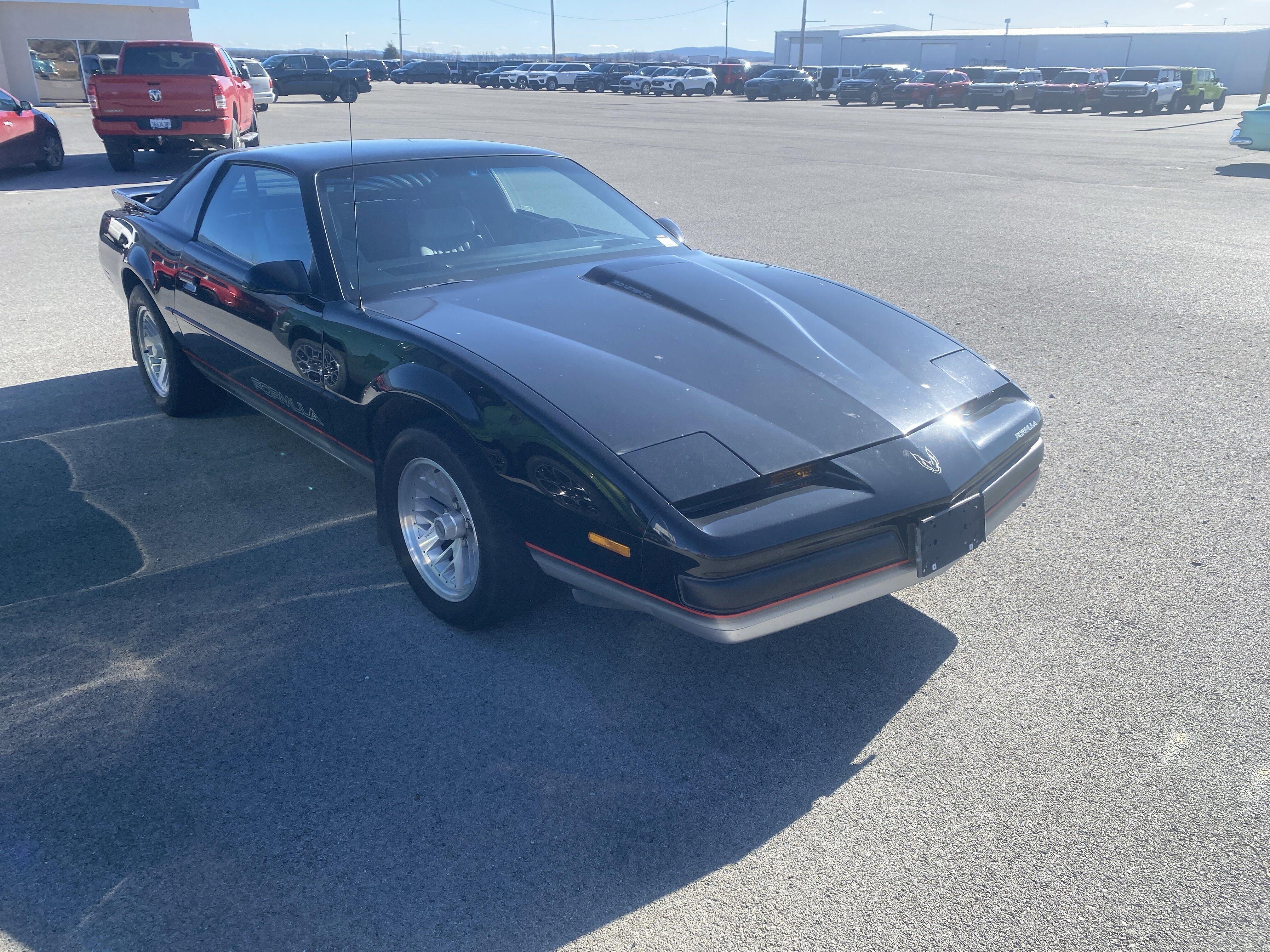 1990 Pontiac Firebird's photo