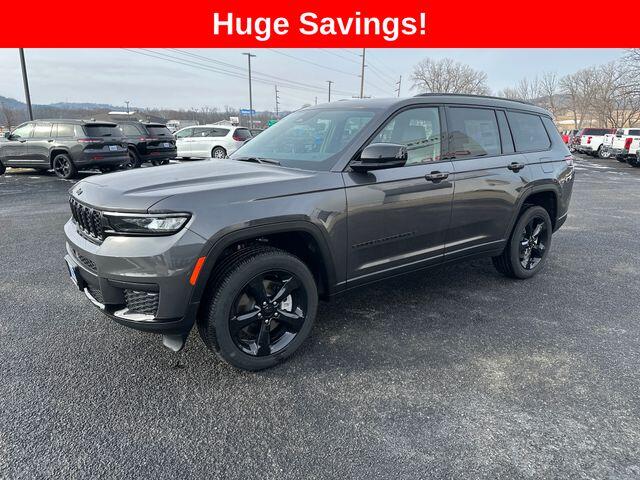 2025 Jeep Grand Cherokee L Grand Cherokee Altitude X 4x4