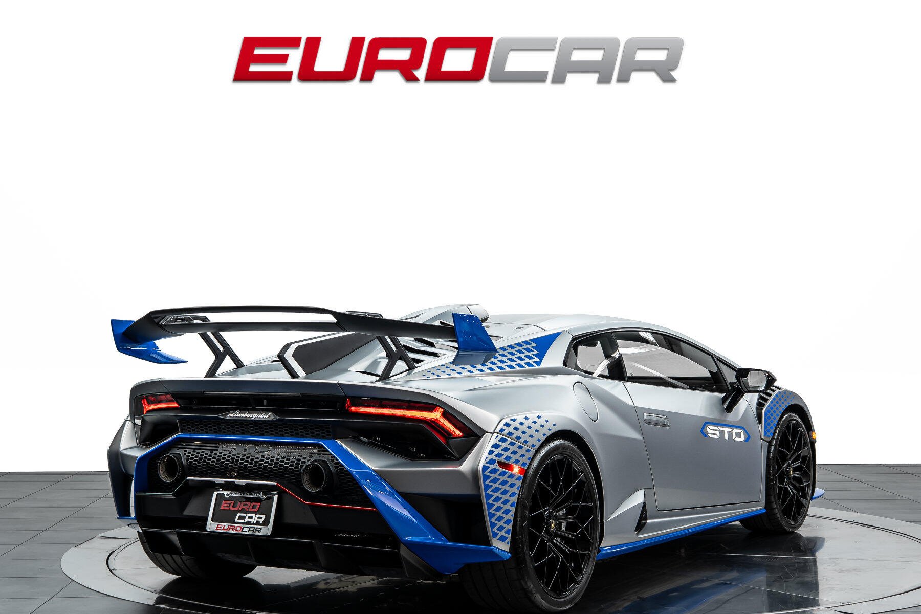 2022 Lamborghini Huracan STO *HUGE CARBON OPTIONS * FRONT LIFT*Image 5