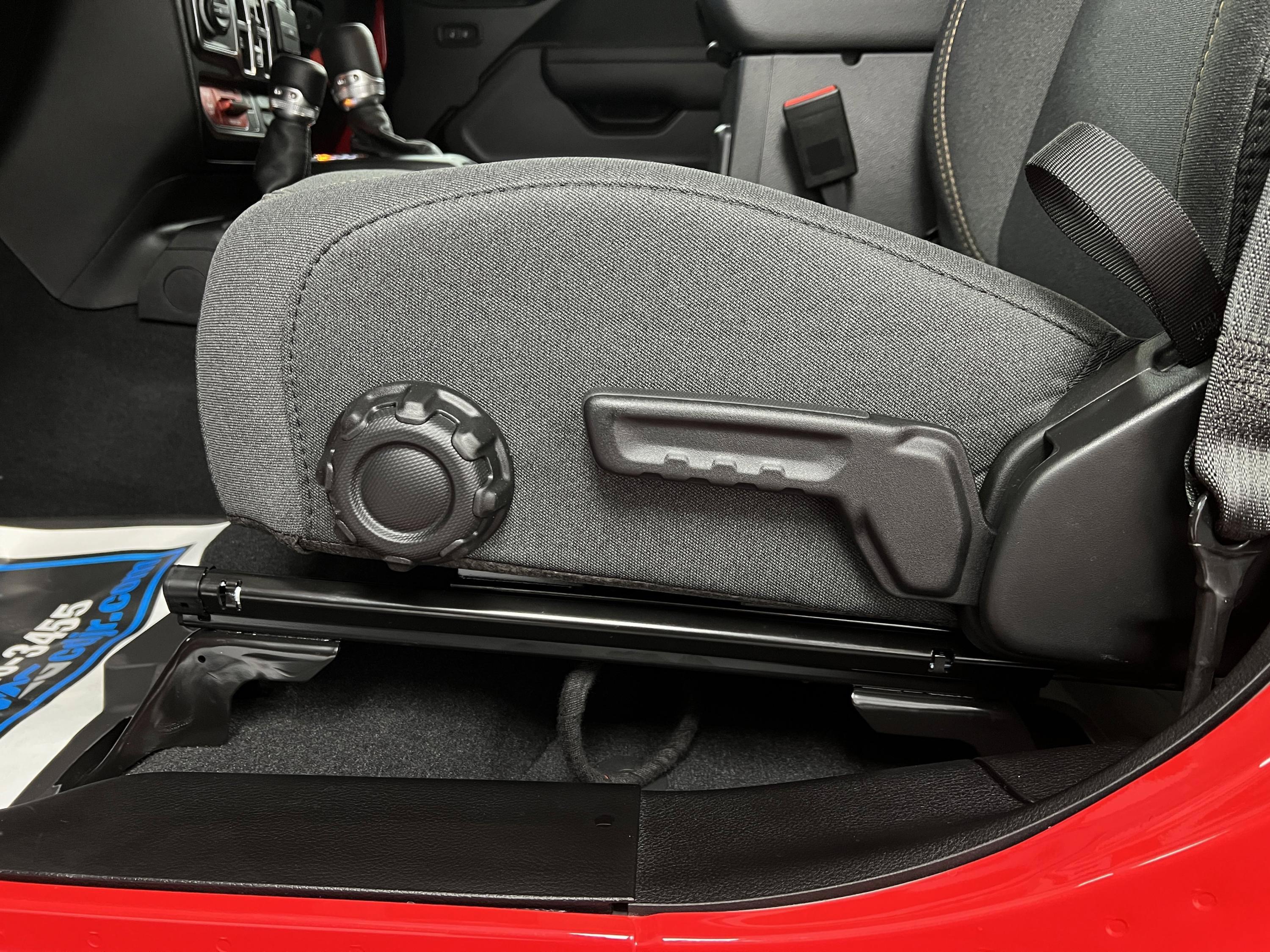 2026 Jeep Wrangler 4-Door Willys - Photo 15