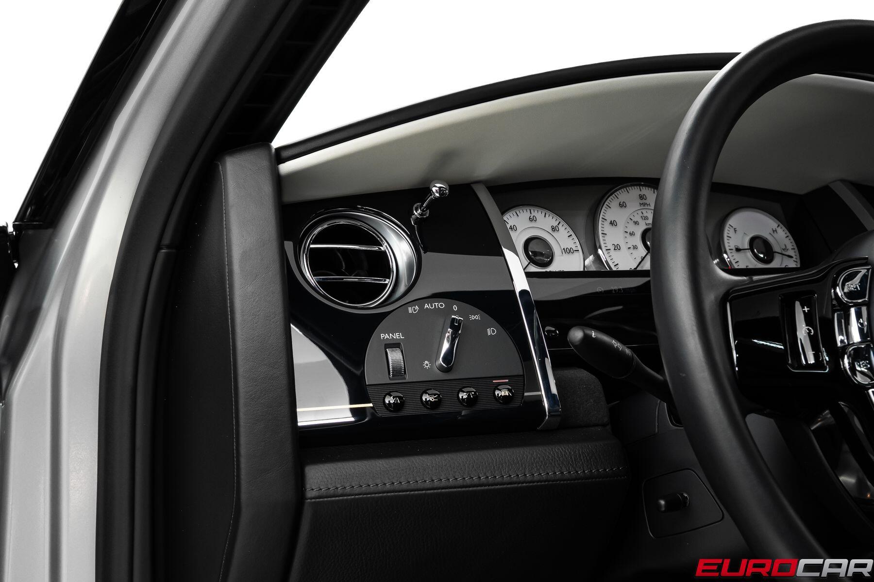 2014 Rolls-Royce Ghost *REAR THEATER * INDIVIDUAL SEAT CONFIGURATION*Image 29