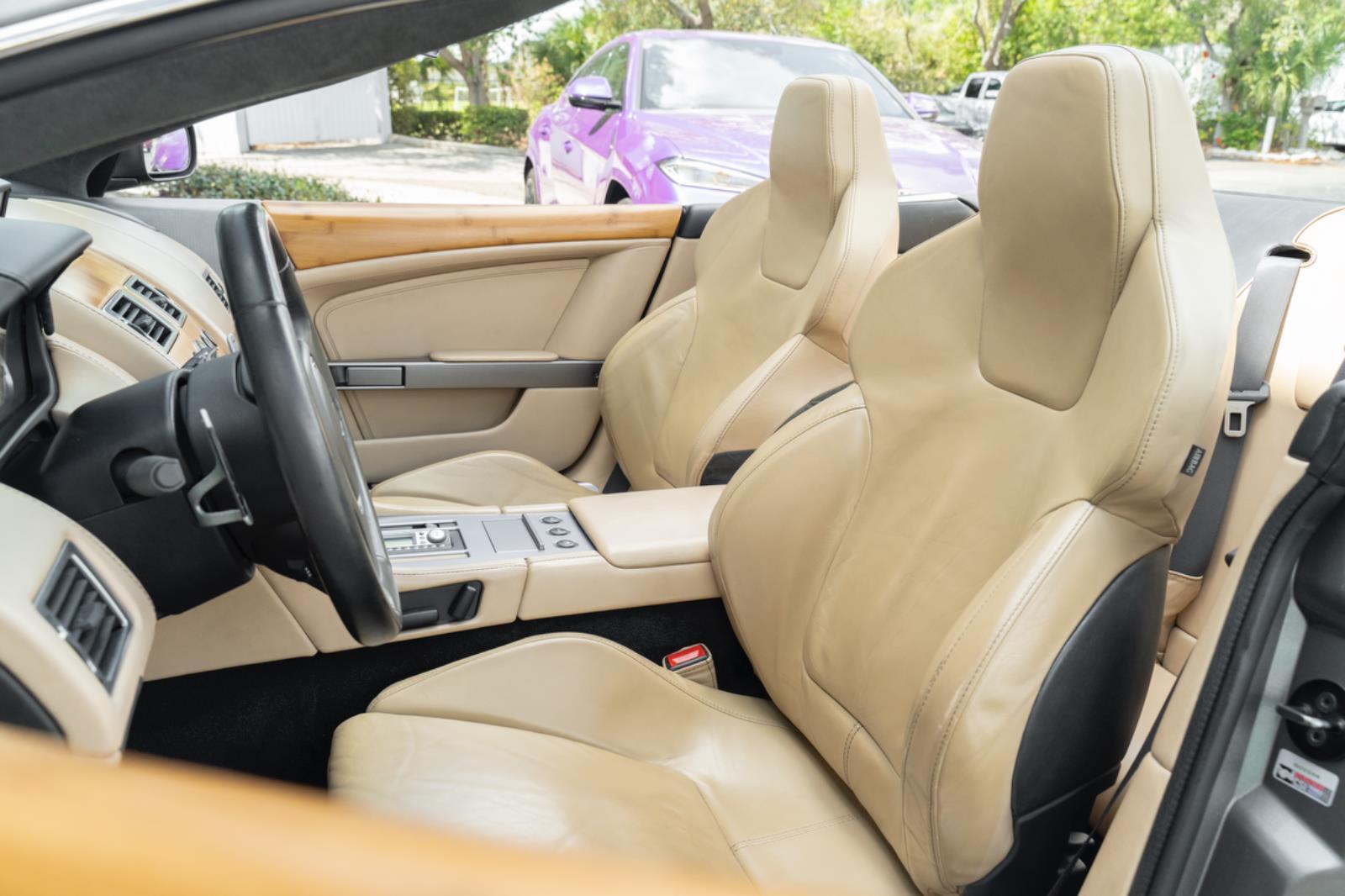 Used 2006 Aston Martin DB9 2dr Volante Auto