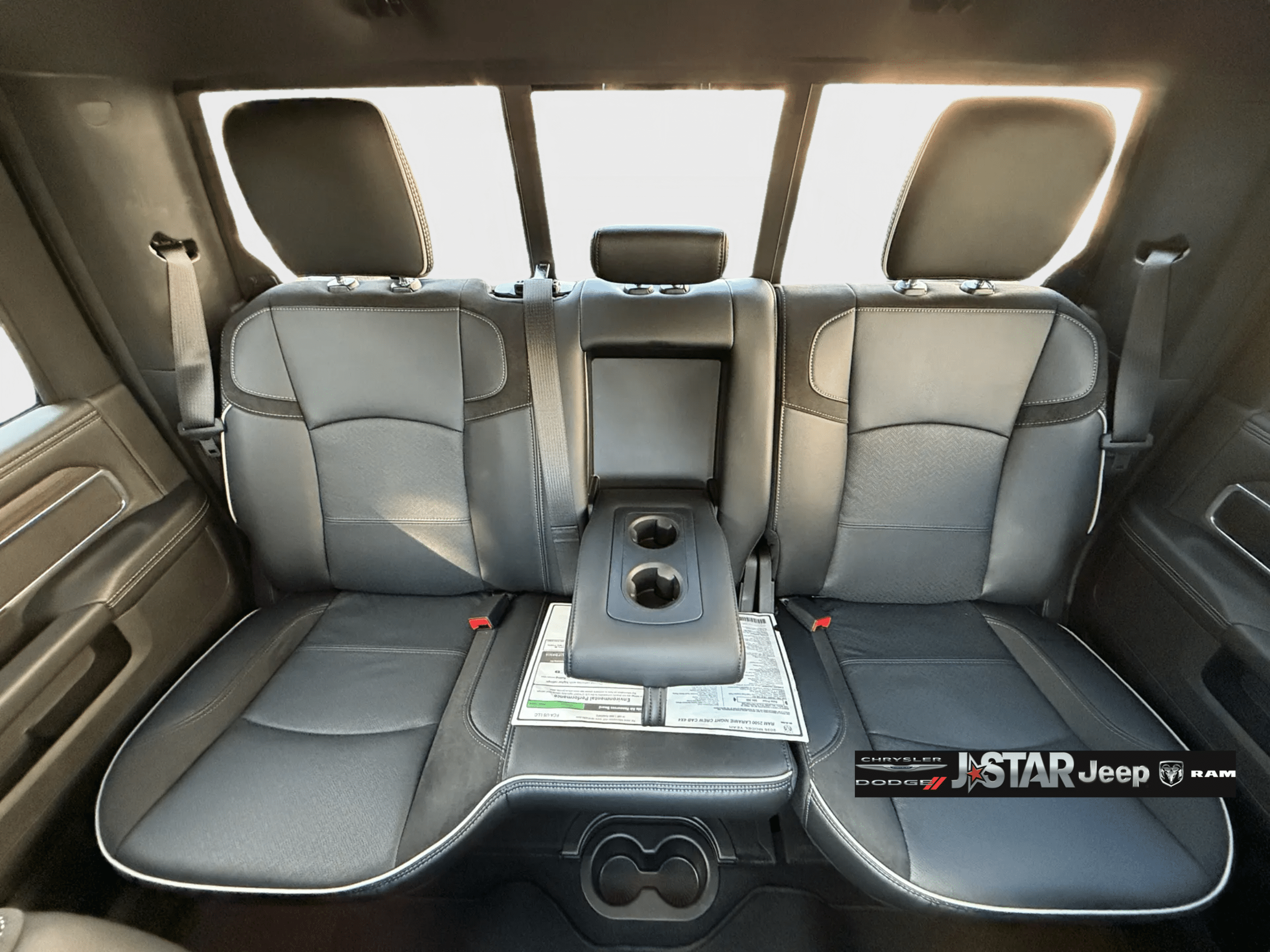 2026 RAM 2500 Laramie - Photo 18