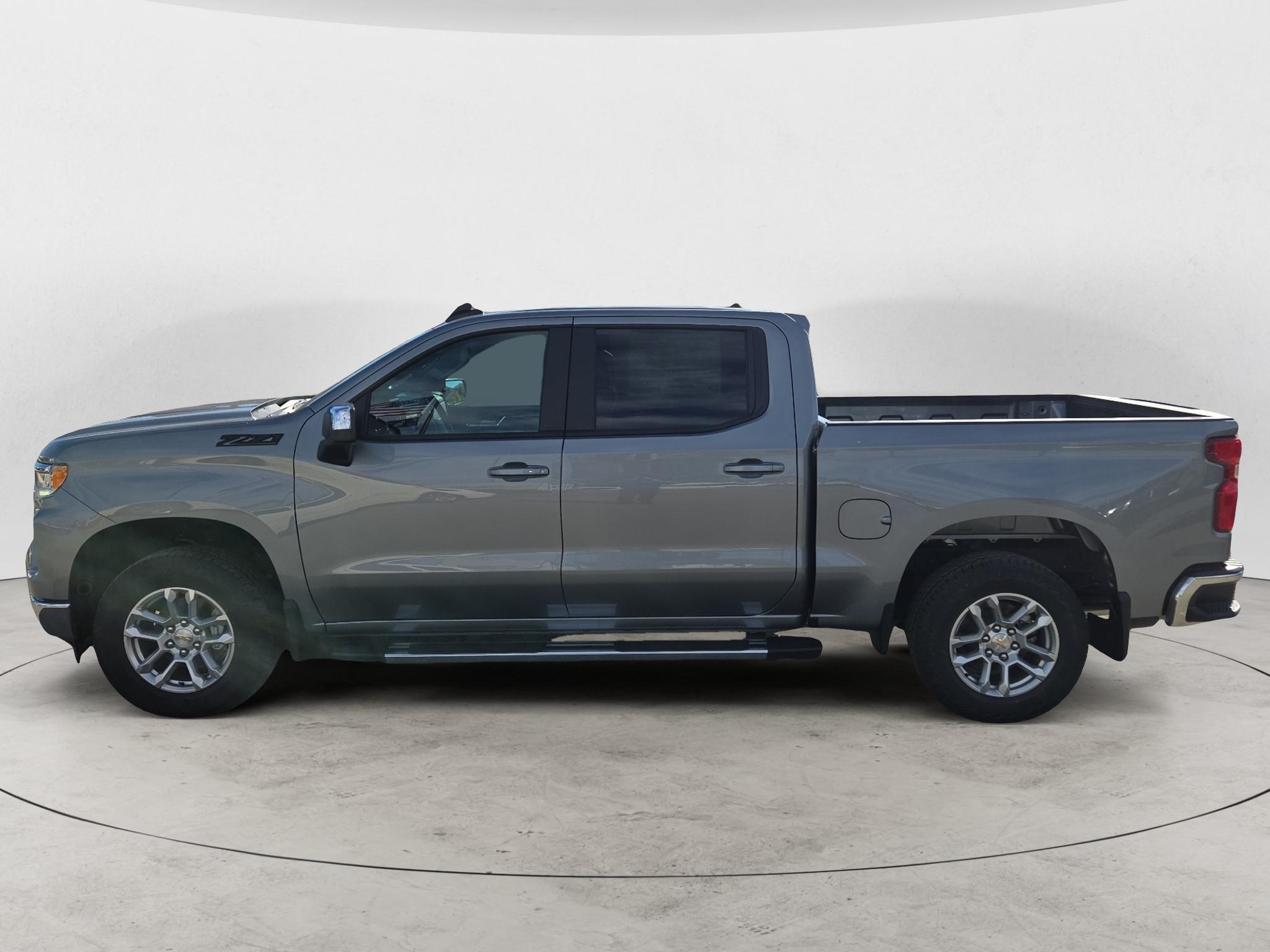 2026 Chevrolet Silverado LT