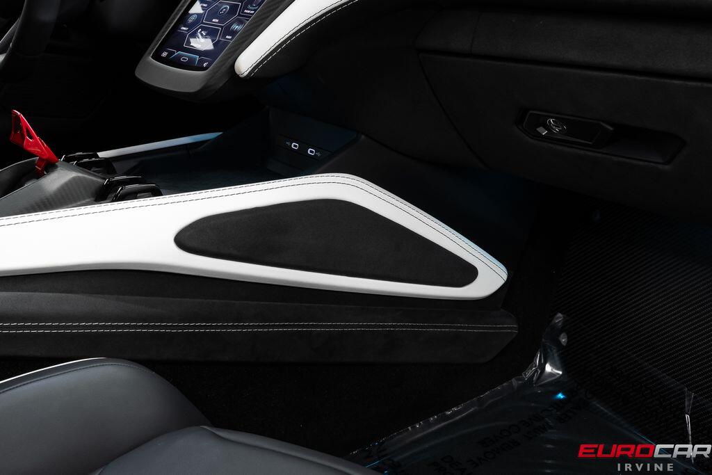 2025 Lamborghini Revuelto *HIGH GLOSS STYLE PACK * FULL PPF*Image 37
