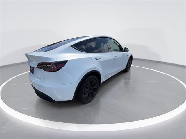 Used 2024 Tesla Model Y Long Range with VIN 7SAYGDEE9RA300564 for sale in Northfield, Minnesota