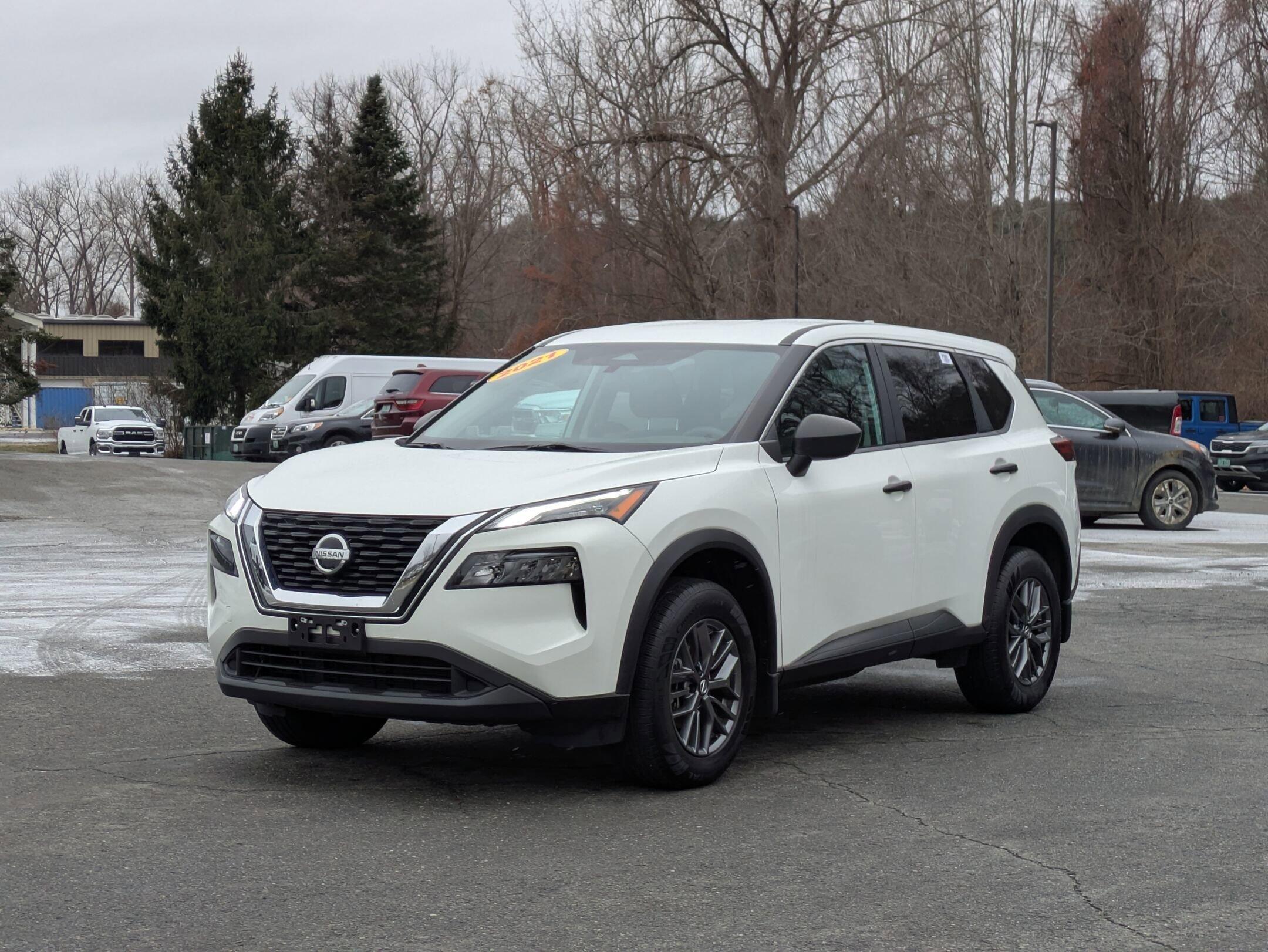 Used 2021 Nissan Rogue S with VIN 5N1AT3AB4MC811166 for sale in Brattleboro, VT