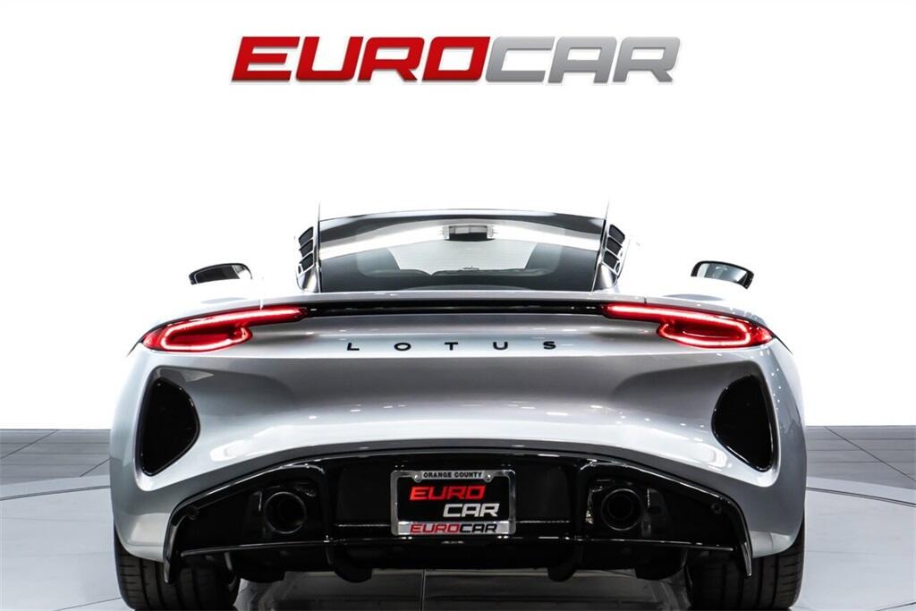 2025 Lotus Emira Base photo 4