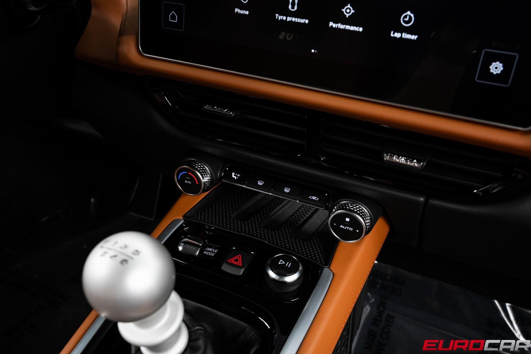 2025 Lotus Emira *6-SPEED MANUAL * NEW CAR*Image 28